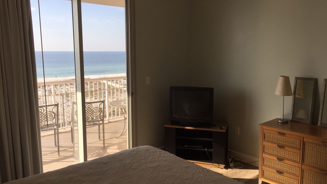 Photo of Bedroom in Pensacola Beach