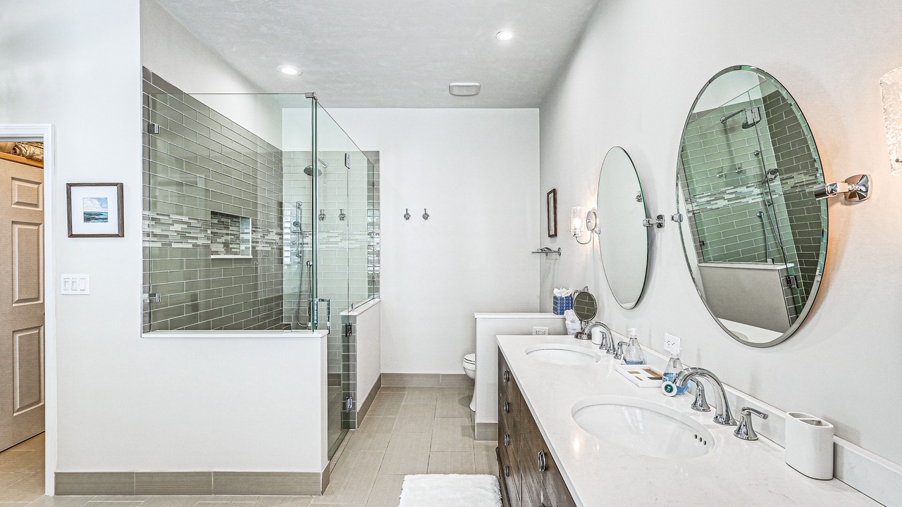 Photo of Bathroom in Marco Island
