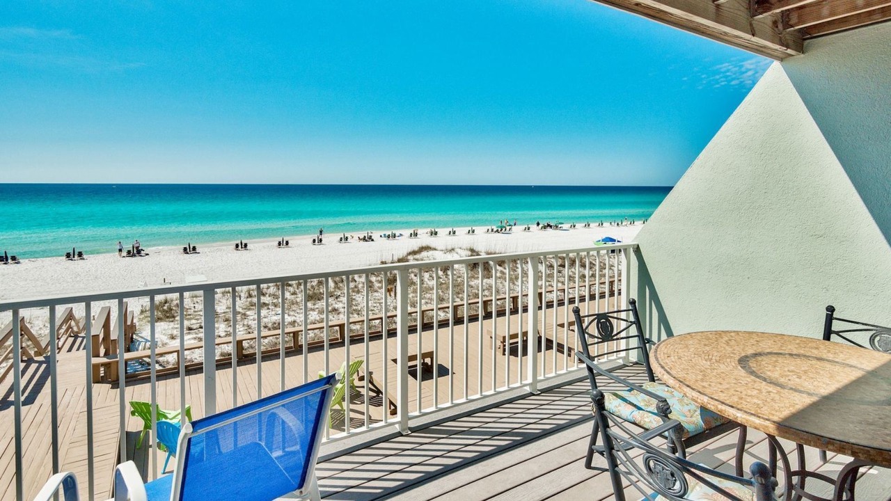 Photo of Patio Balcony in Clipper Cove