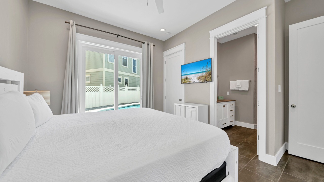 Photo of Bathroom in Emerald Waters Village