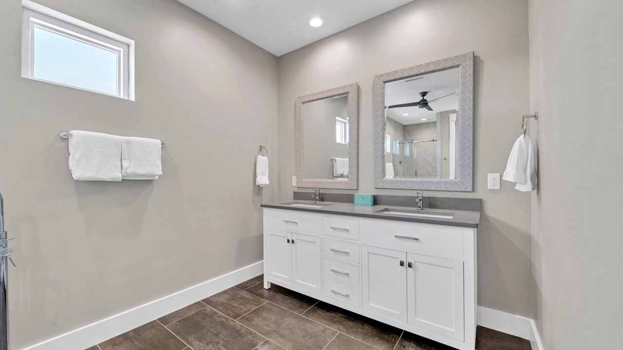 Photo of Bathroom in Emerald Waters Village