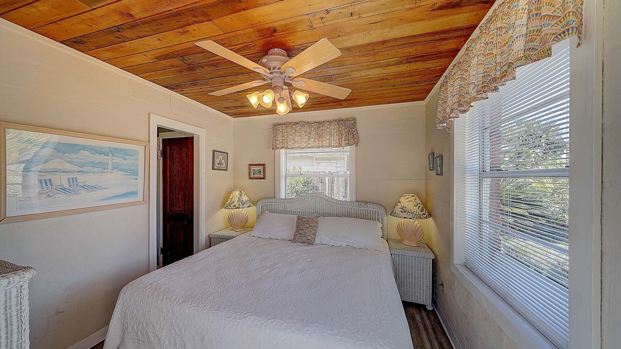 Photo of Bedroom in Kiska Beach