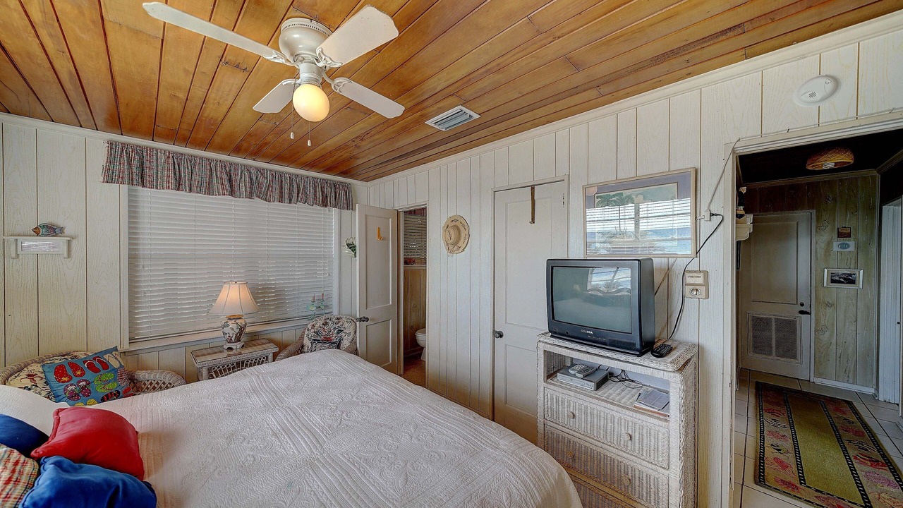 Photo of Bedroom in Kiska Beach
