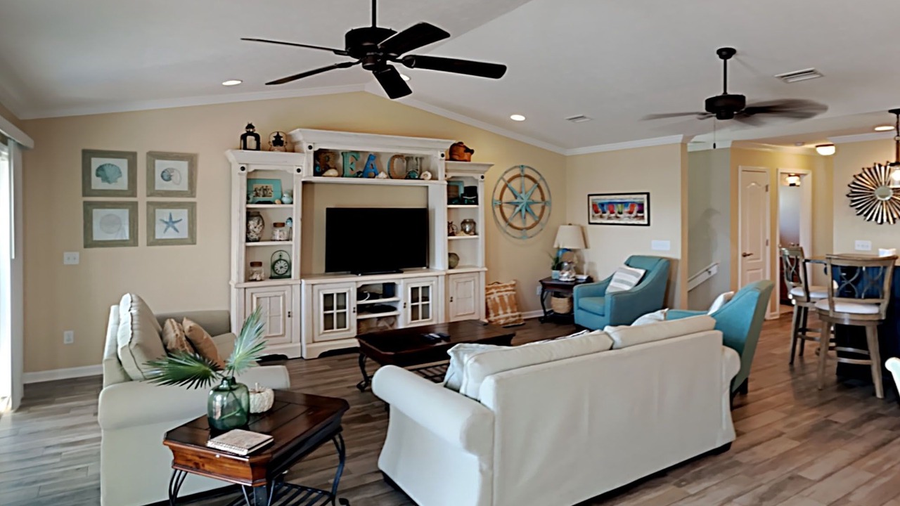 Photo of Bedroom in Miramar Beach