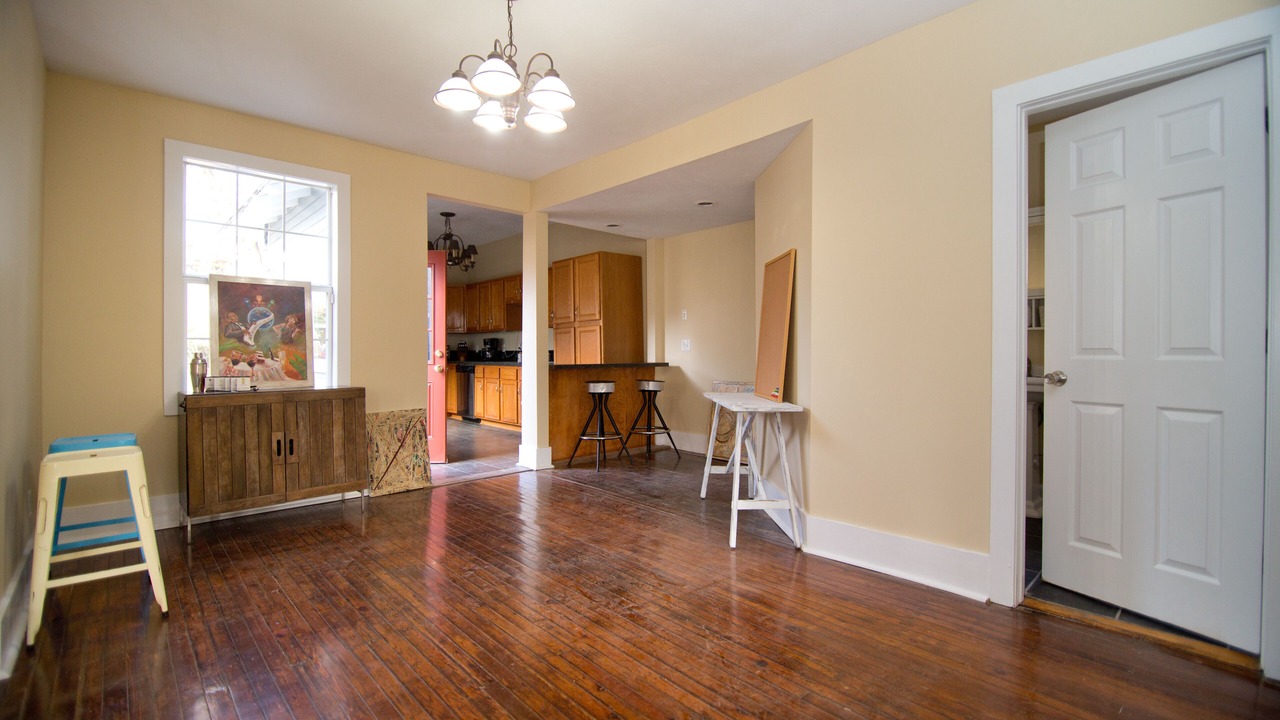 Photo of Livingroom in Broadmoor