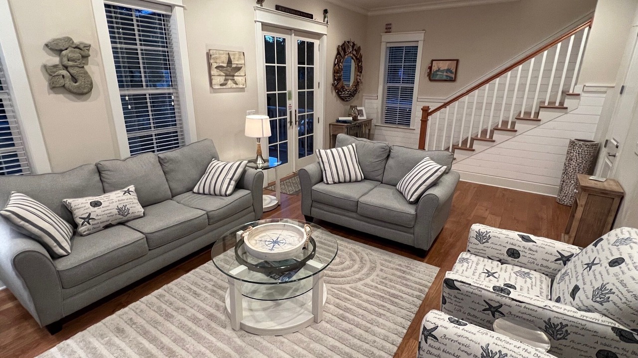 Photo of Livingroom in Lakeside at Blue Mountain Beach
