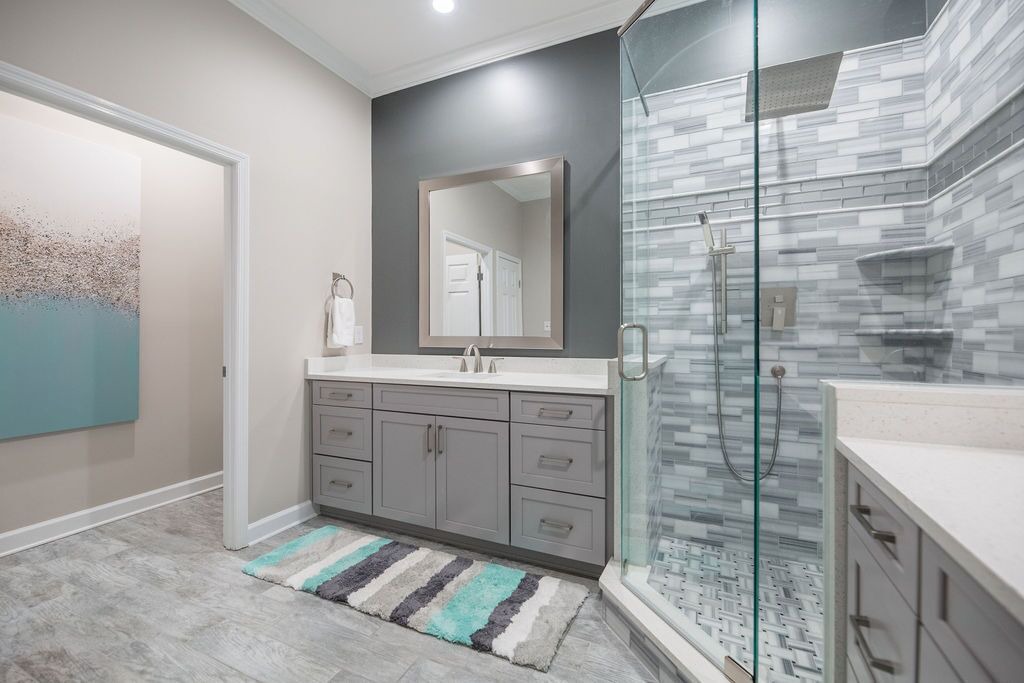 Photo of Bathroom in Thomas Drive