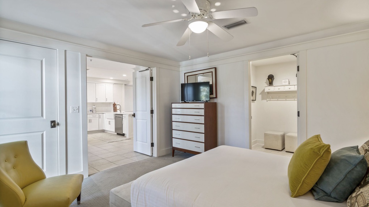 Photo of Bedroom in Gulf District