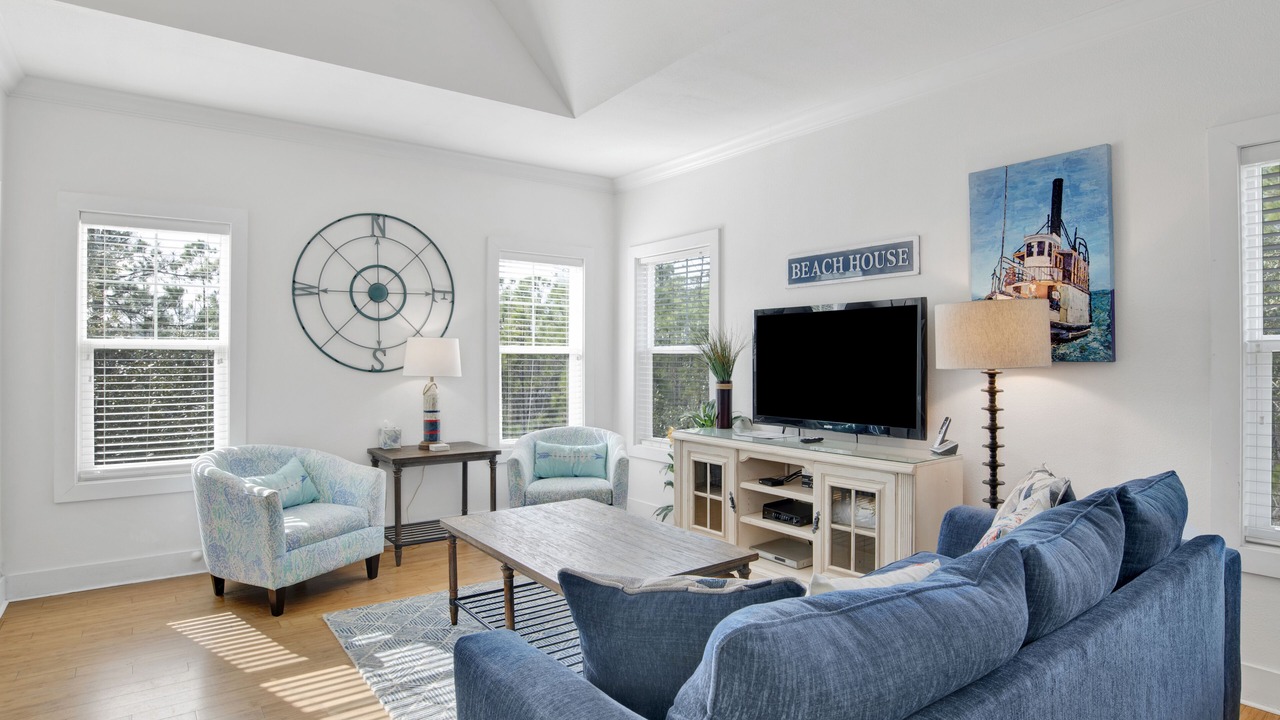 Photo of Livingroom in Ono Island