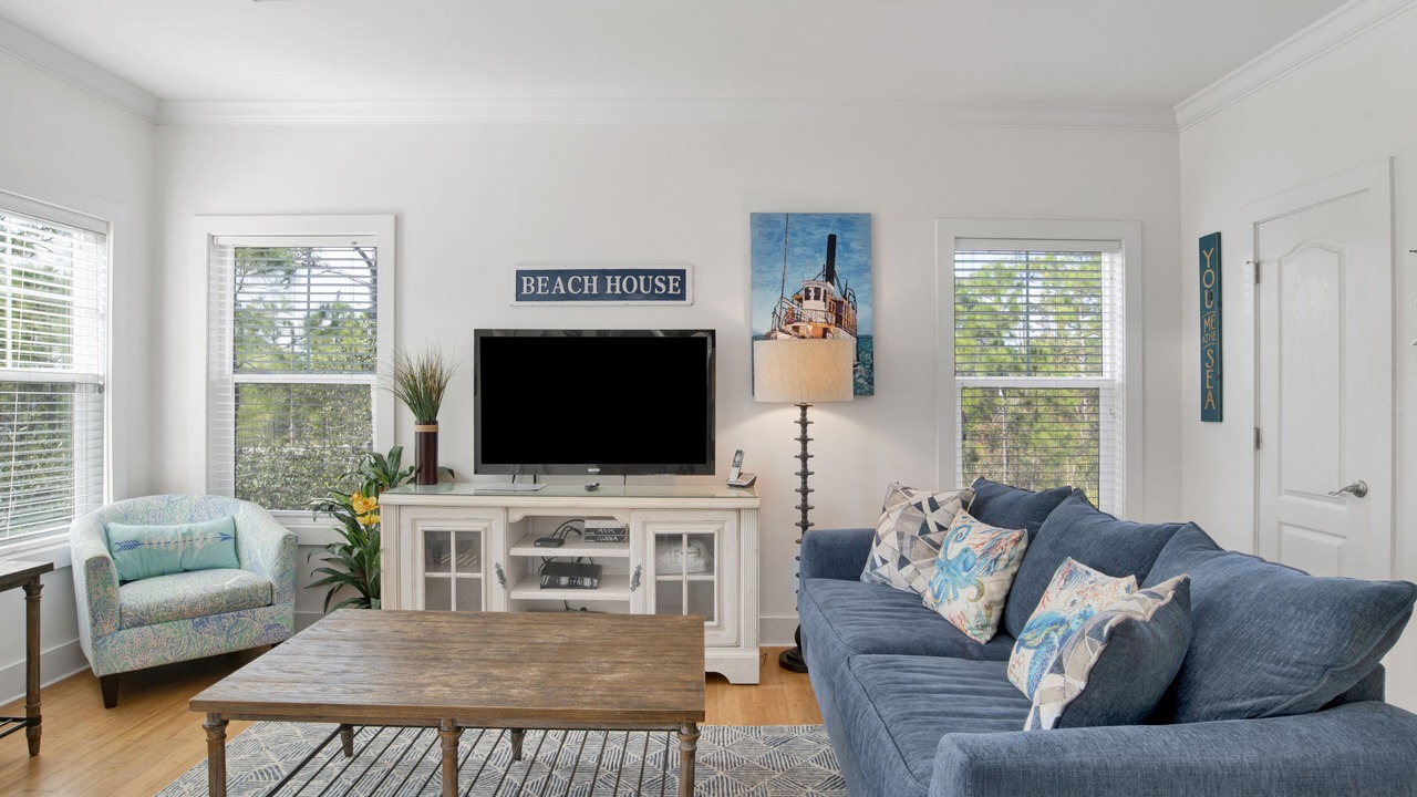 Photo of Livingroom in Ono Island