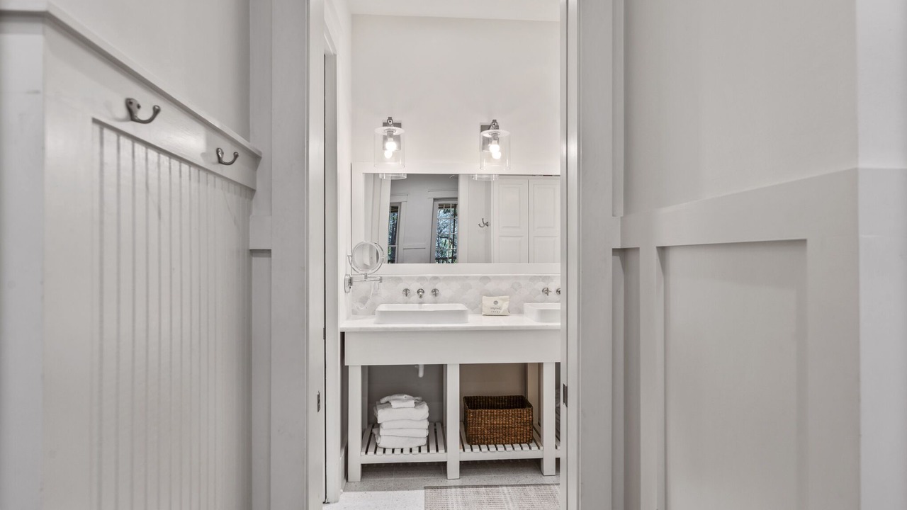 Photo of Bathroom in Watercolor
