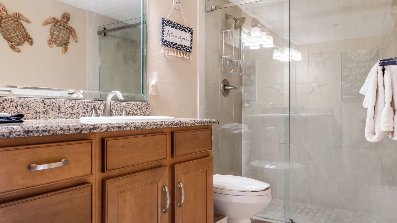 Photo of Bathroom in Holiday Isle