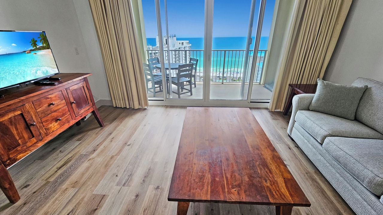 Photo of Livingroom in Miramar Beach