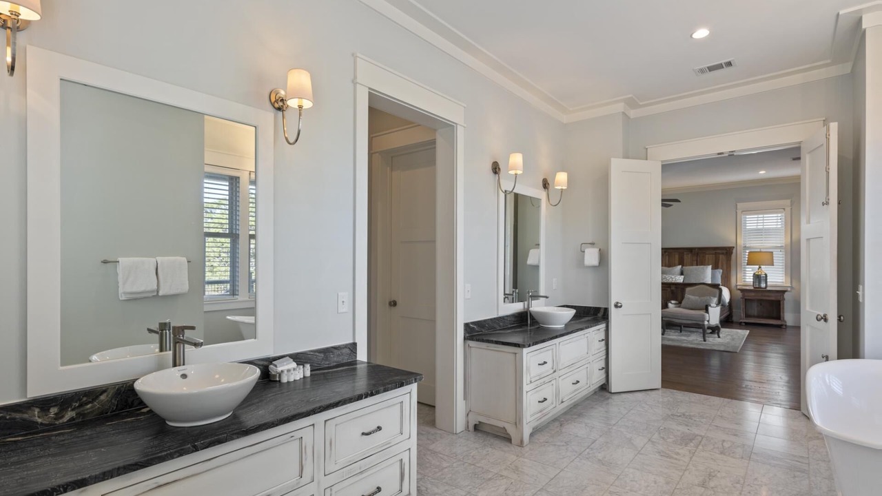 Photo of Bathroom in Wiregrass Meadows
