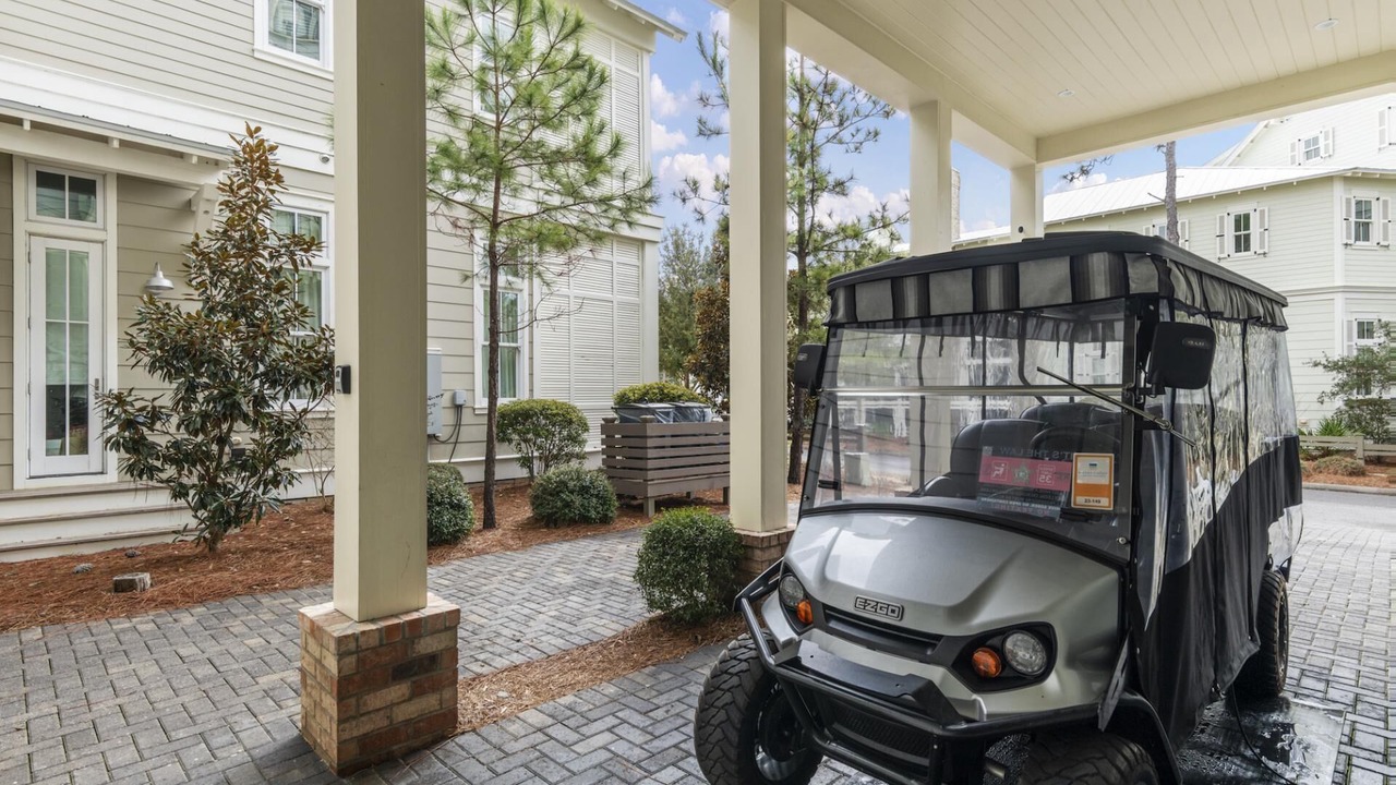 Photo of Outdoor in Wiregrass Meadows