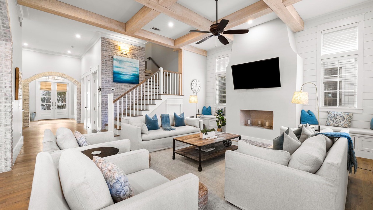 Photo of Livingroom in Wiregrass Meadows