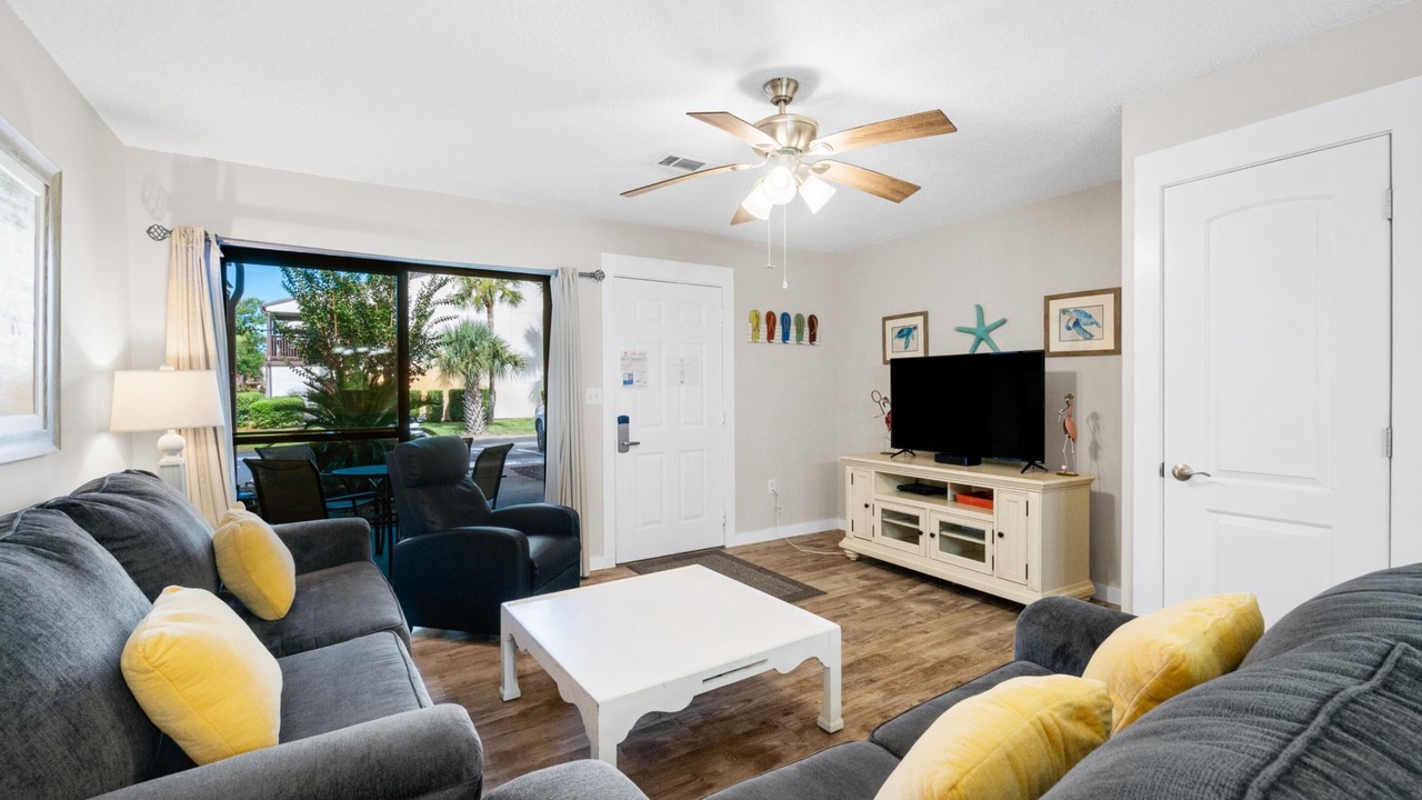 Photo of Livingroom in West Panama City Beach