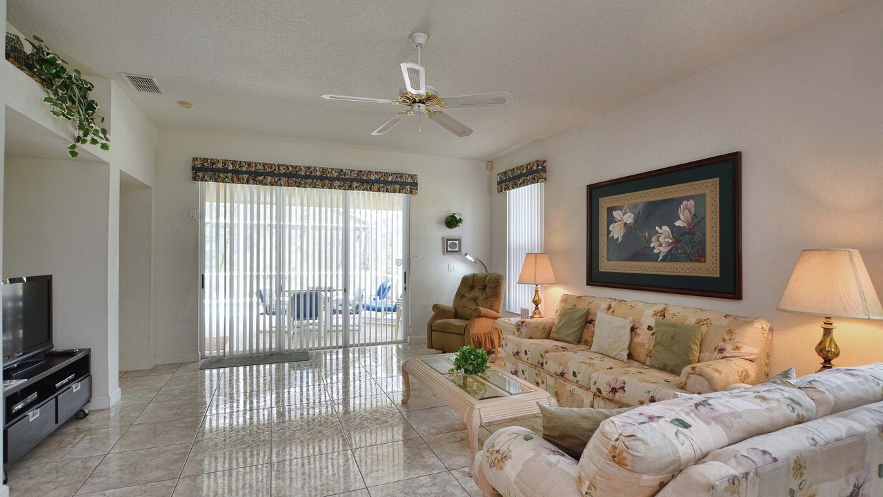 Photo of Livingroom in West Kissimmee