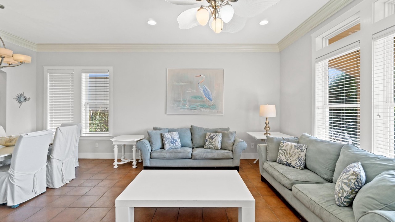 Photo of Livingroom in Fort Bay