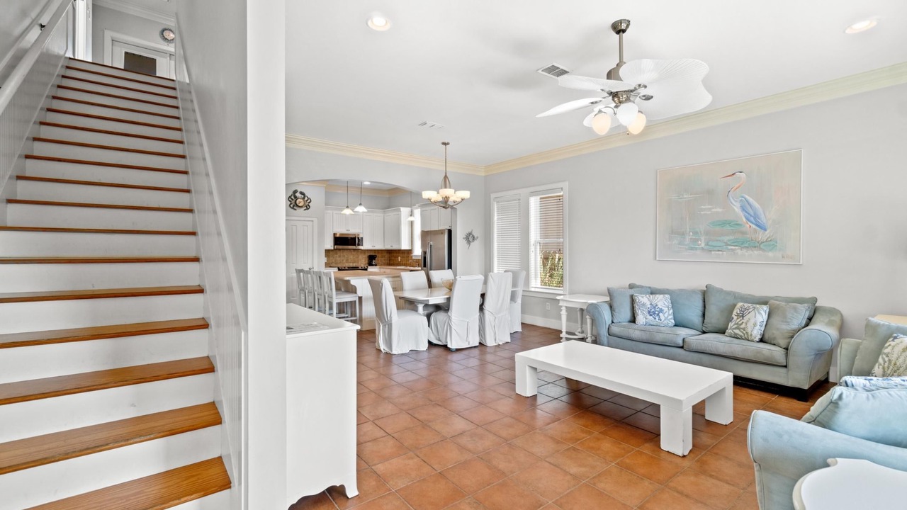 Photo of Livingroom in Fort Bay