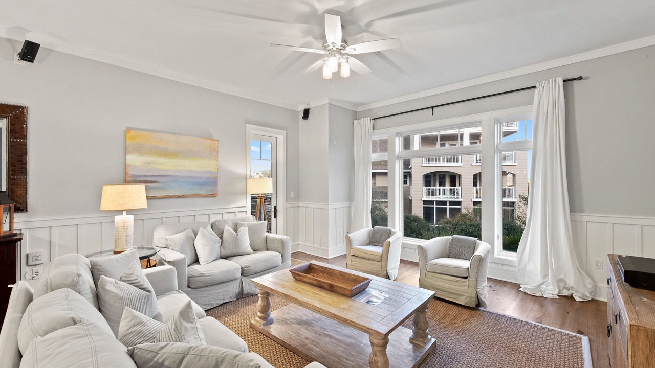Photo of Livingroom in WaterSound Beach