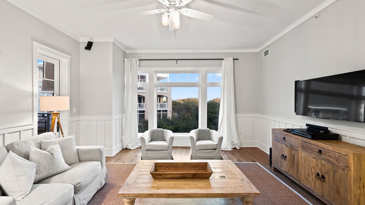 Photo of Livingroom in WaterSound Beach