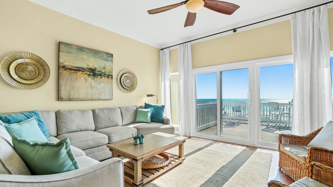 Photo of Livingroom in Laguna Beach