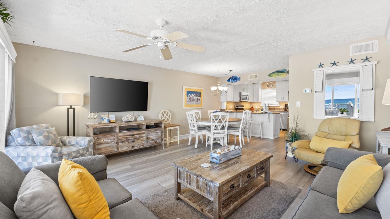 Photo of Livingroom in West Panama City Beach