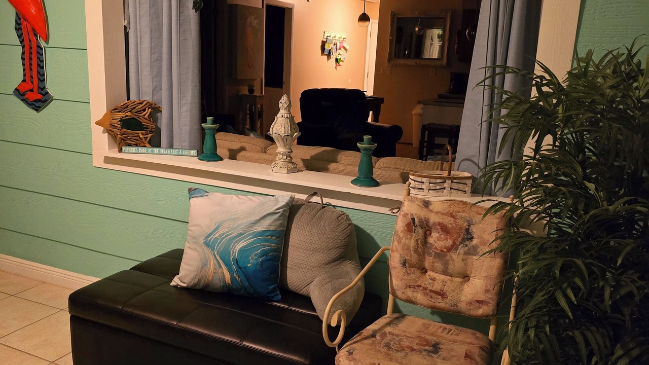 Photo of Livingroom in Kiska Beach