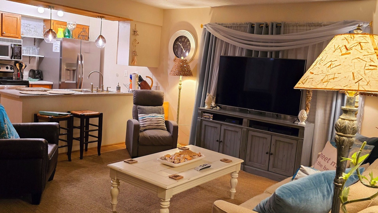 Photo of Livingroom in Kiska Beach