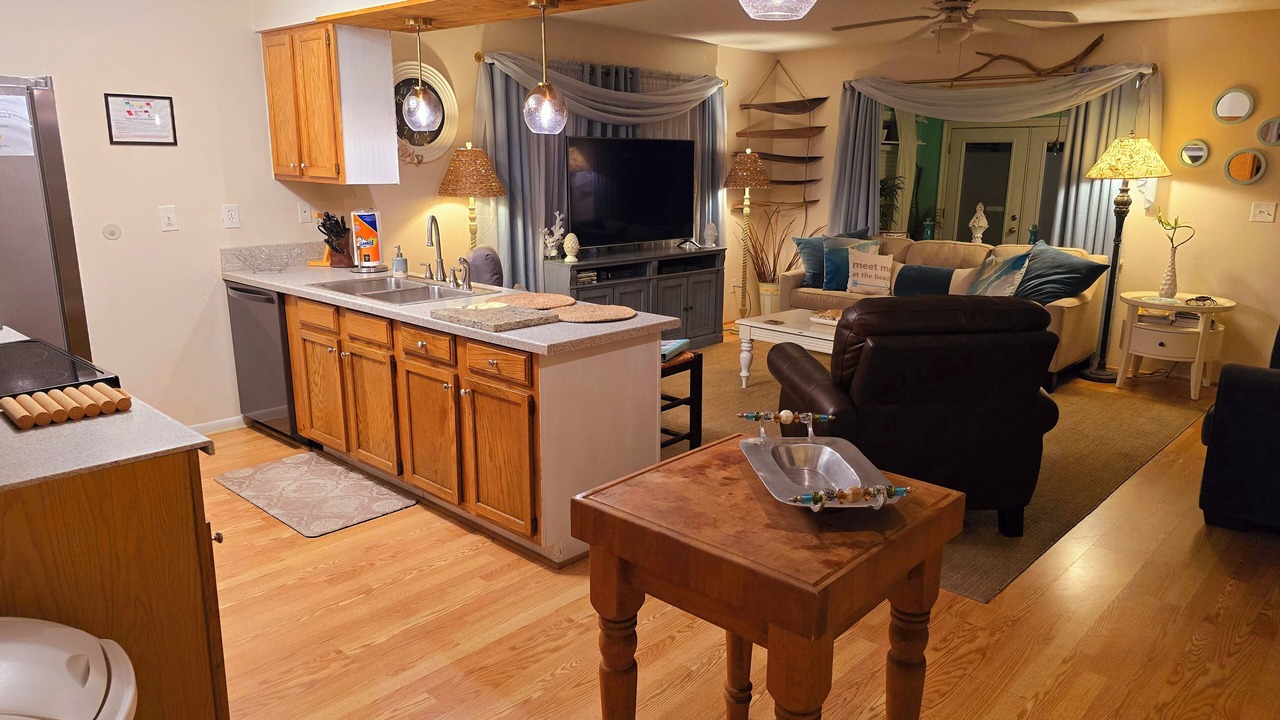 Photo of Livingroom in Kiska Beach