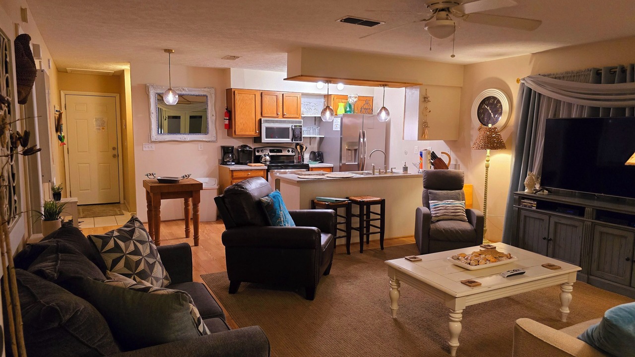 Photo of Livingroom in Kiska Beach