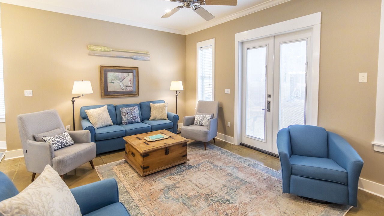 Photo of Livingroom in Village of Sugar Beach