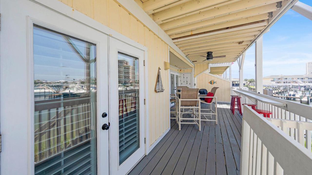 Photo of Patio Balcony in Holiday Isle