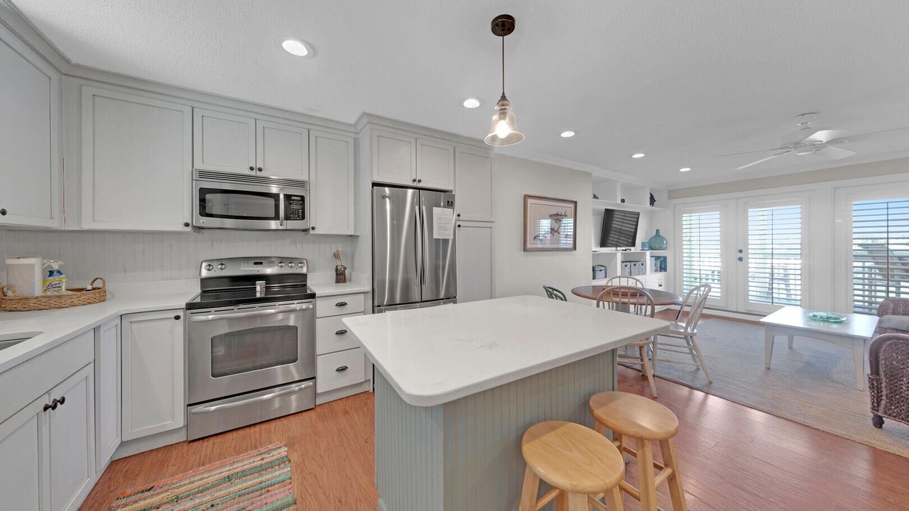 Photo of Kitchen in Holiday Isle