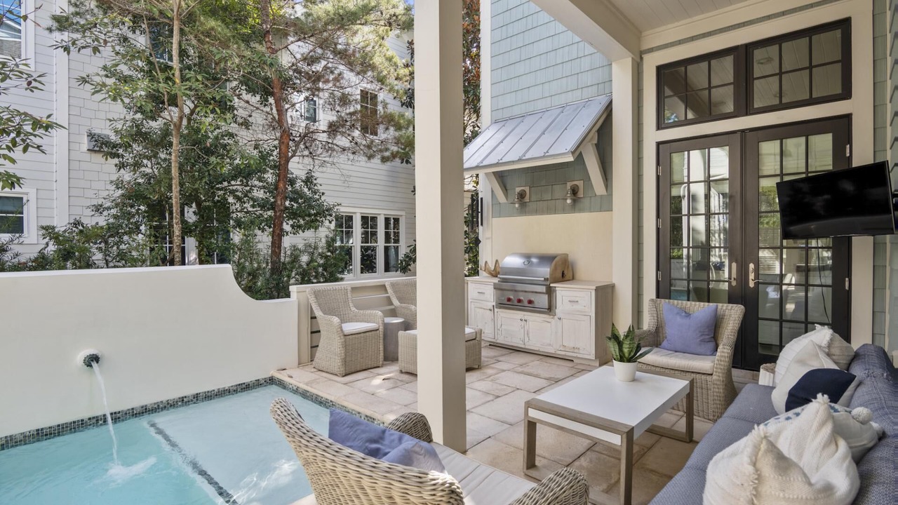 Photo of Patio Balcony in WaterSound Beach