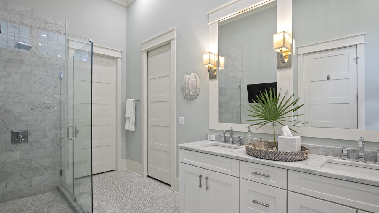 Photo of Bathroom in WaterSound Beach