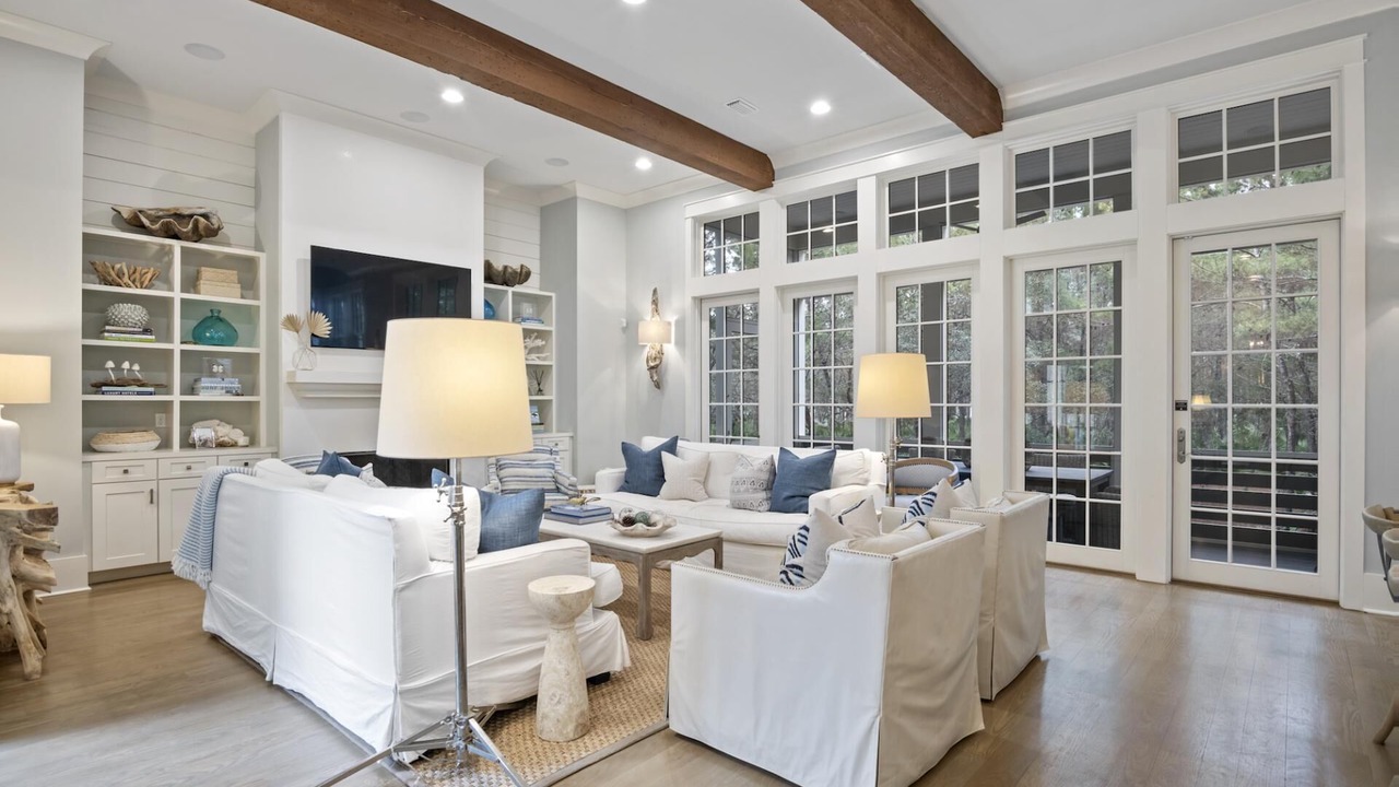 Photo of Livingroom in WaterSound Beach