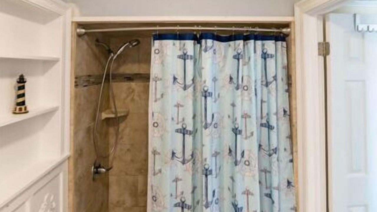Photo of Bathroom in Biltmore Beach