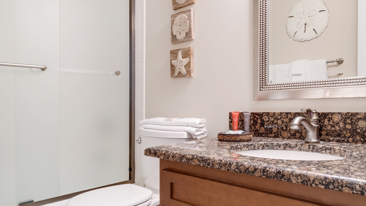 Photo of Bathroom in Holiday Isle