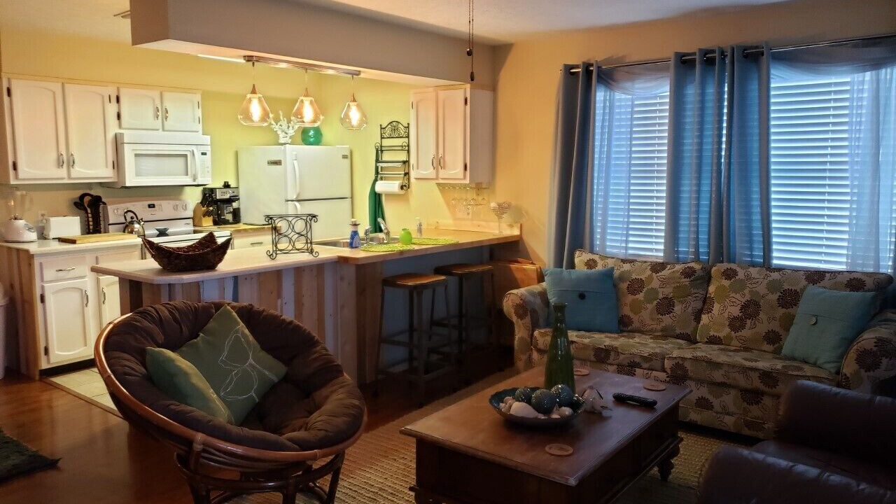 Photo of Livingroom in Kiska Beach