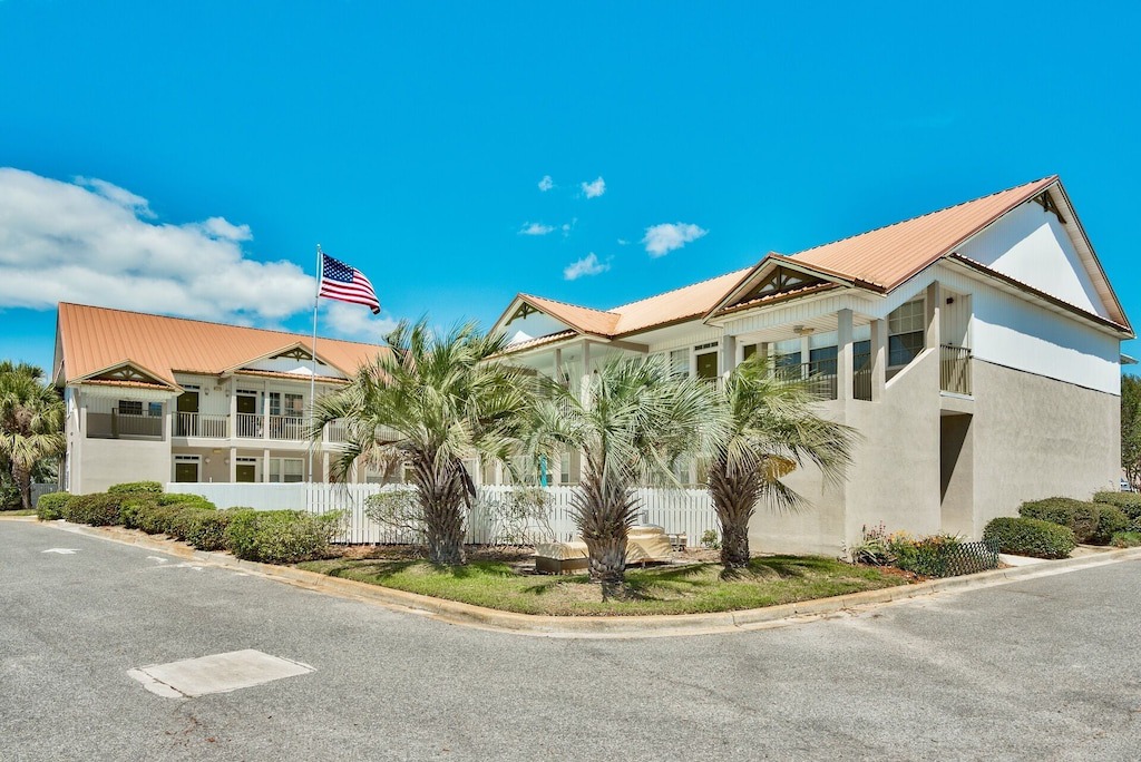 Photo of Buildings in Miramar Beach