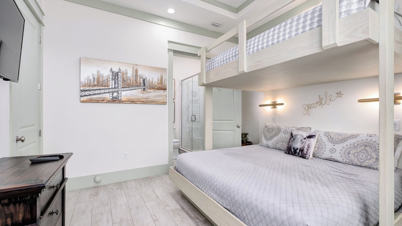 Photo of Bedroom in Sunnyside