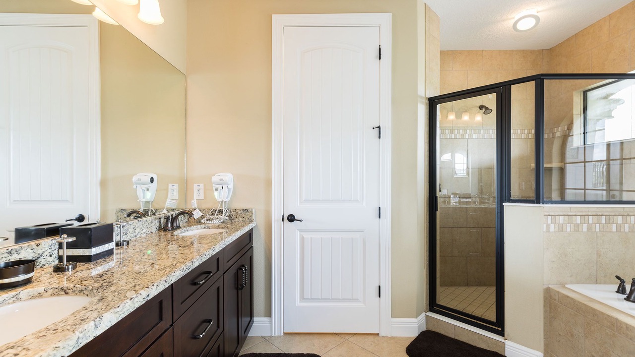 Photo of Bathroom in Reunion