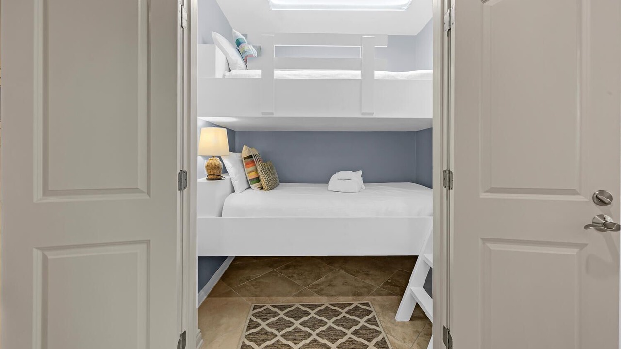 Photo of Bedroom in Santa Rosa Beach