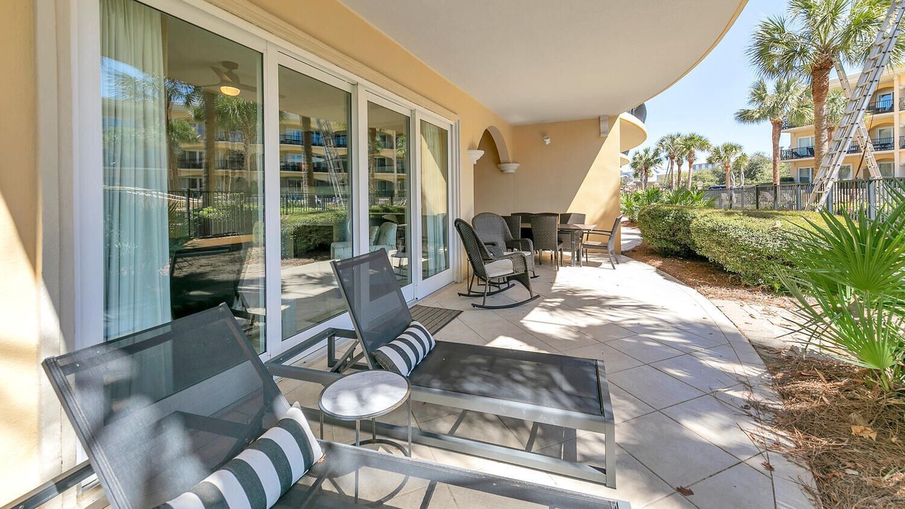 Photo of Patio Balcony in Santa Rosa Beach