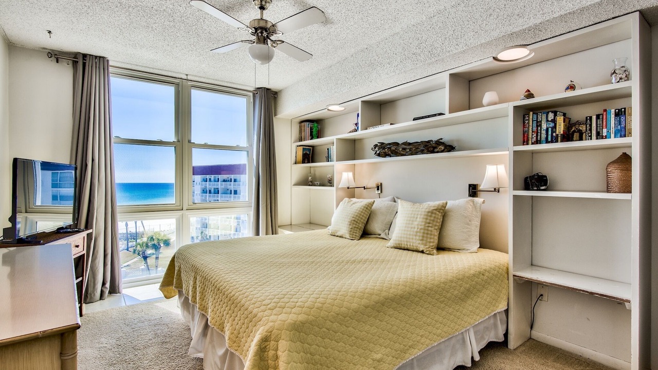 Photo of Bedroom in Fort Walton Beach