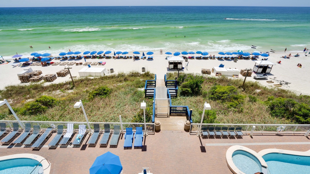 Photo of Patio Balcony in Lower Grand Lagoon