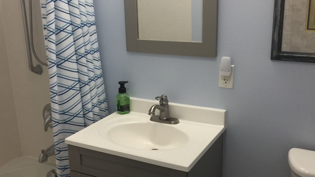 Photo of Bathroom in Lower Grand Lagoon