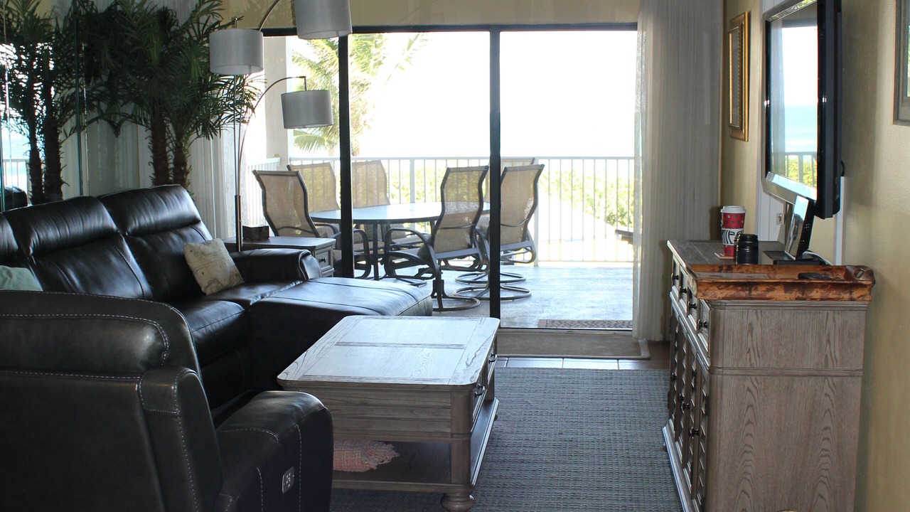 Photo of Livingroom in Stuart